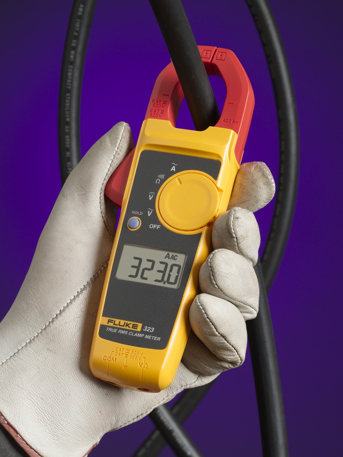 Clamp Meter, Measures AC Current to 400 A & AC/DC Voltage to 600 V T766143