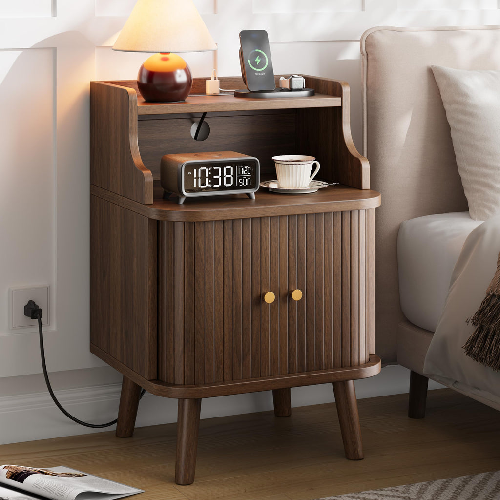 Mid Century Modern Nightstand Set of 2 with Charging Station G44276
