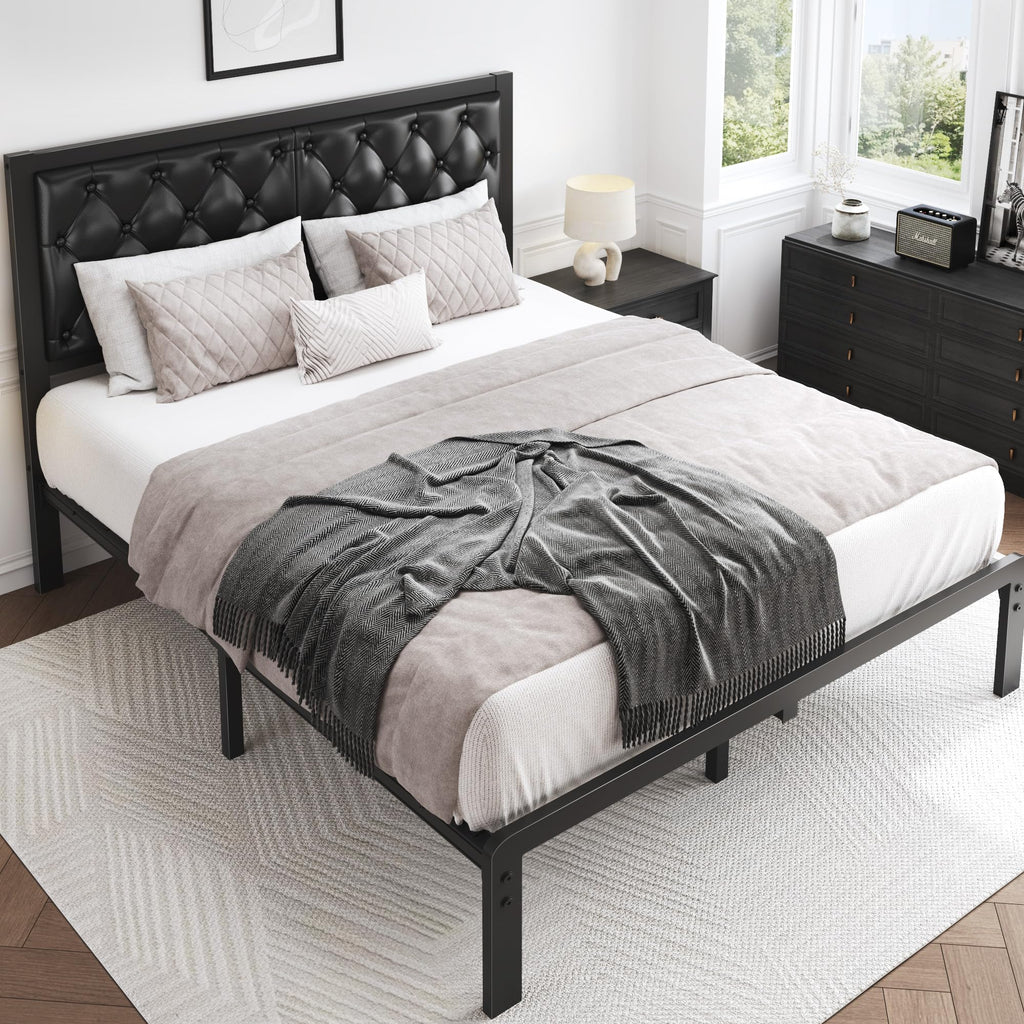 Queen Upholstered Button Tufted Bed Frame with Storage Y9102